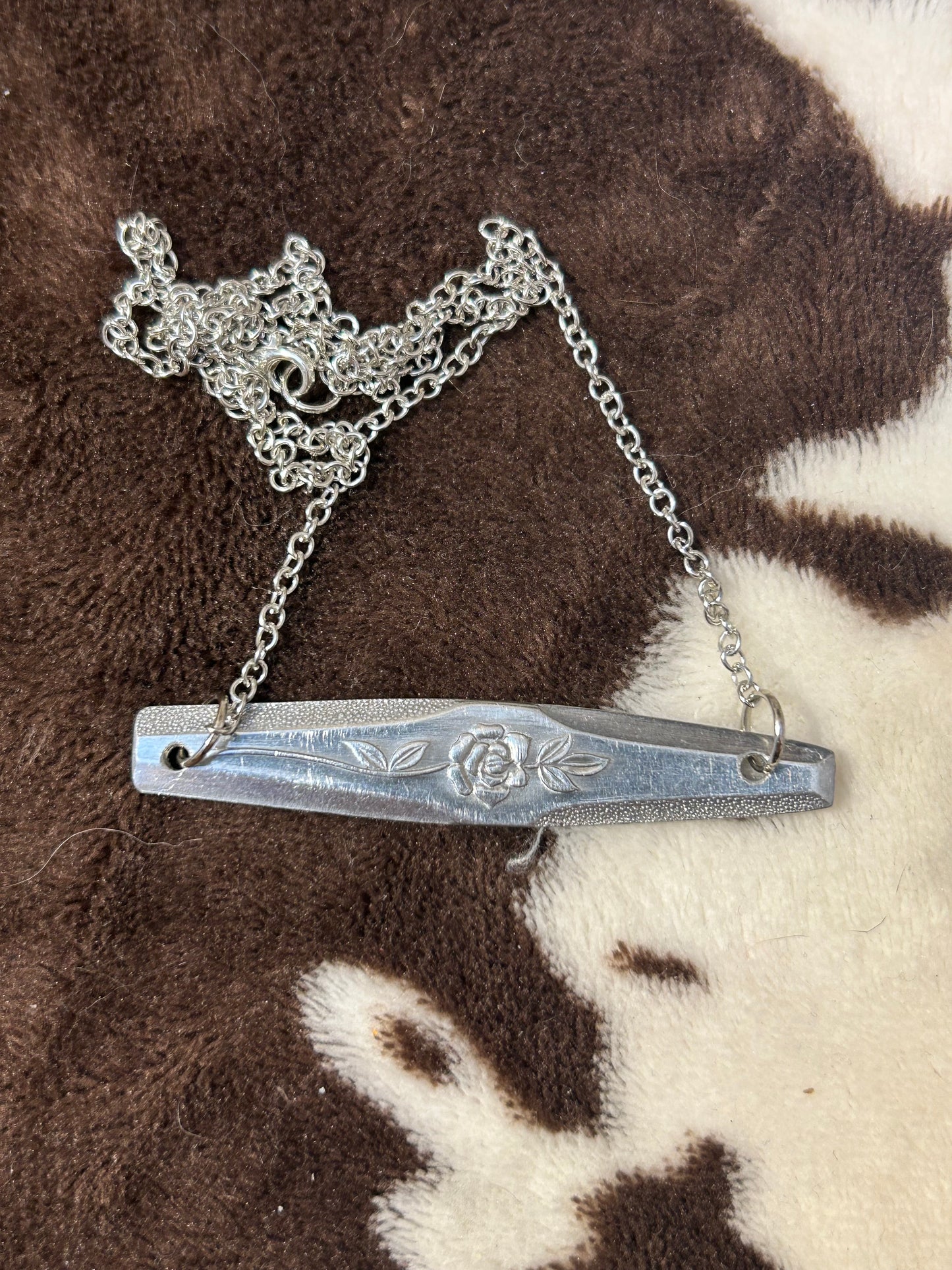 Rose necklace