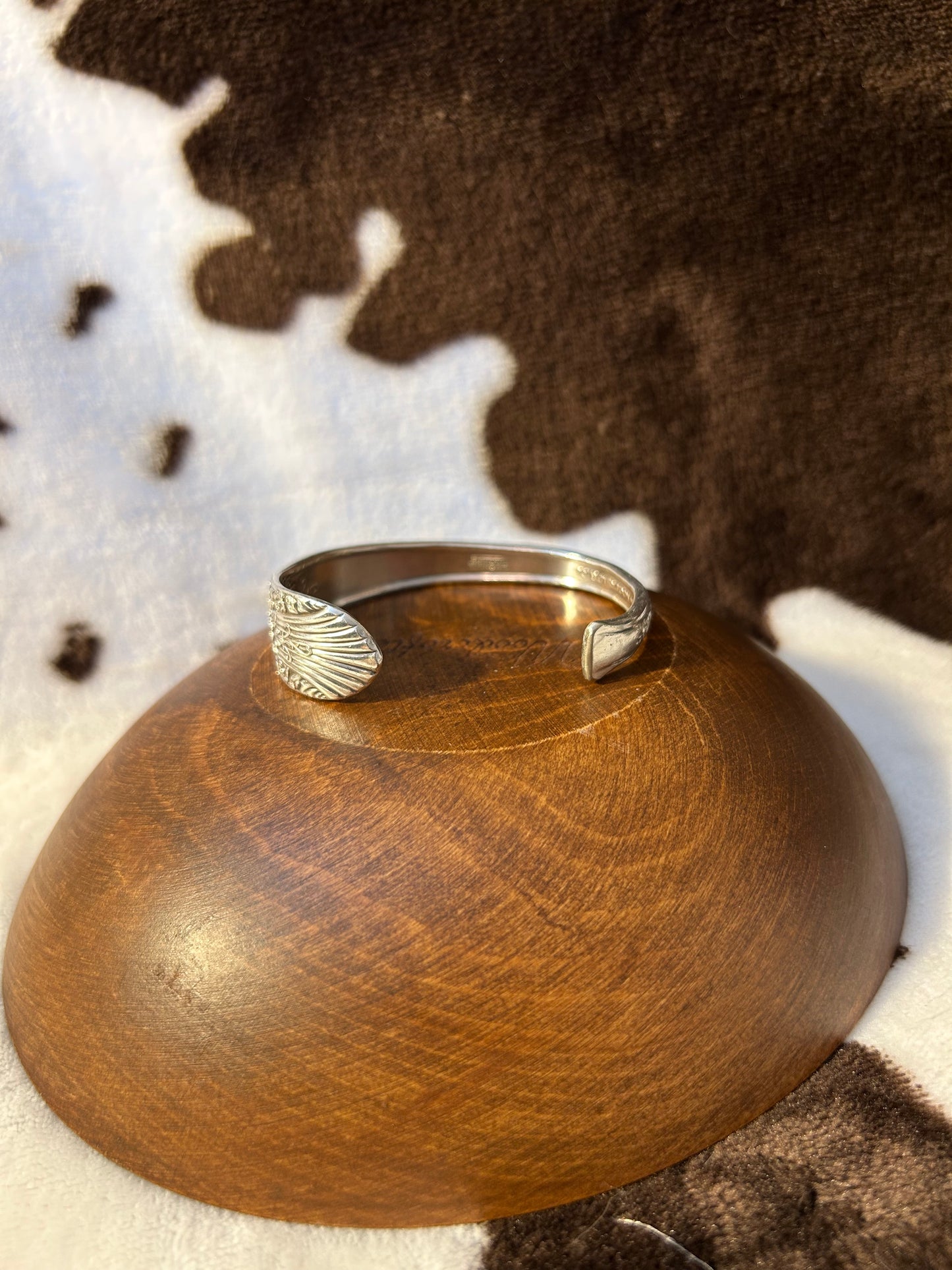 Daisies Bangle